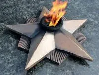 Вечный огонь СССР литая бронза патина в Осташкове (518554)